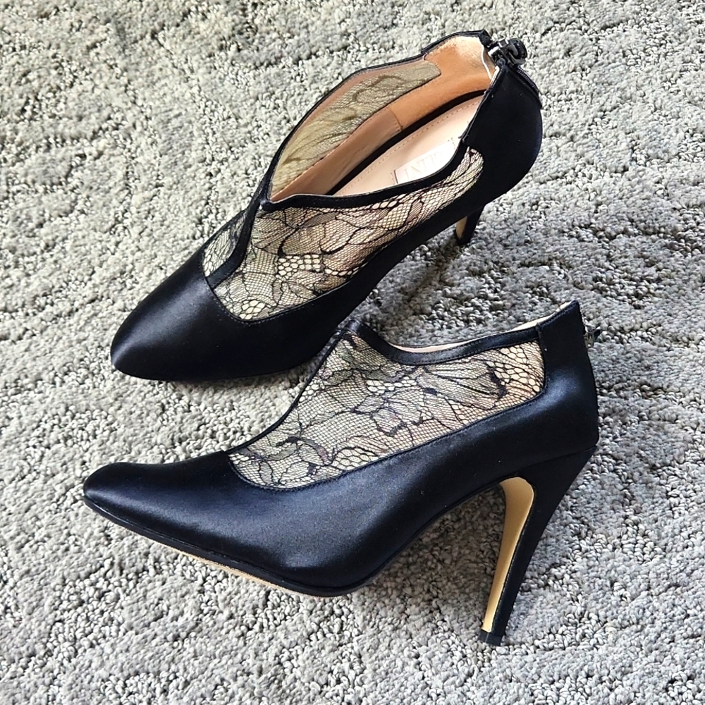 Shoe Dressy. Glint size 7.5